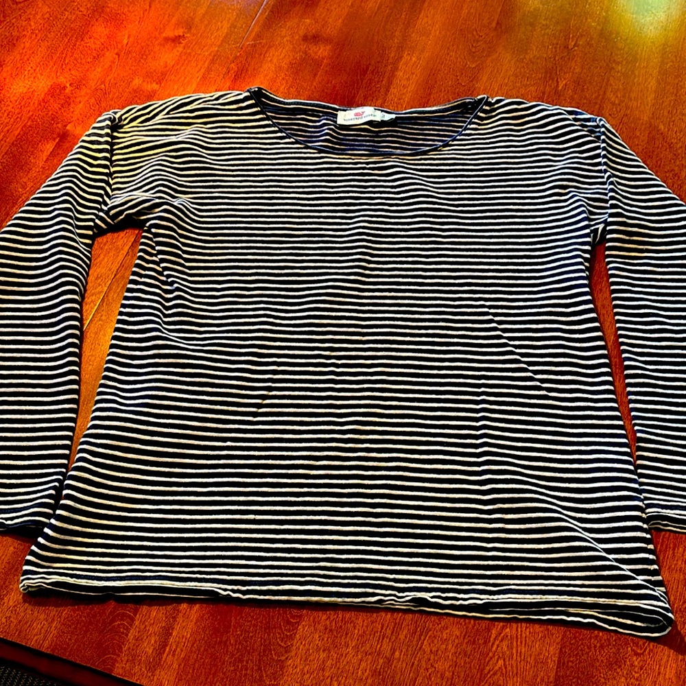 Vineyard Vines cotton tee.